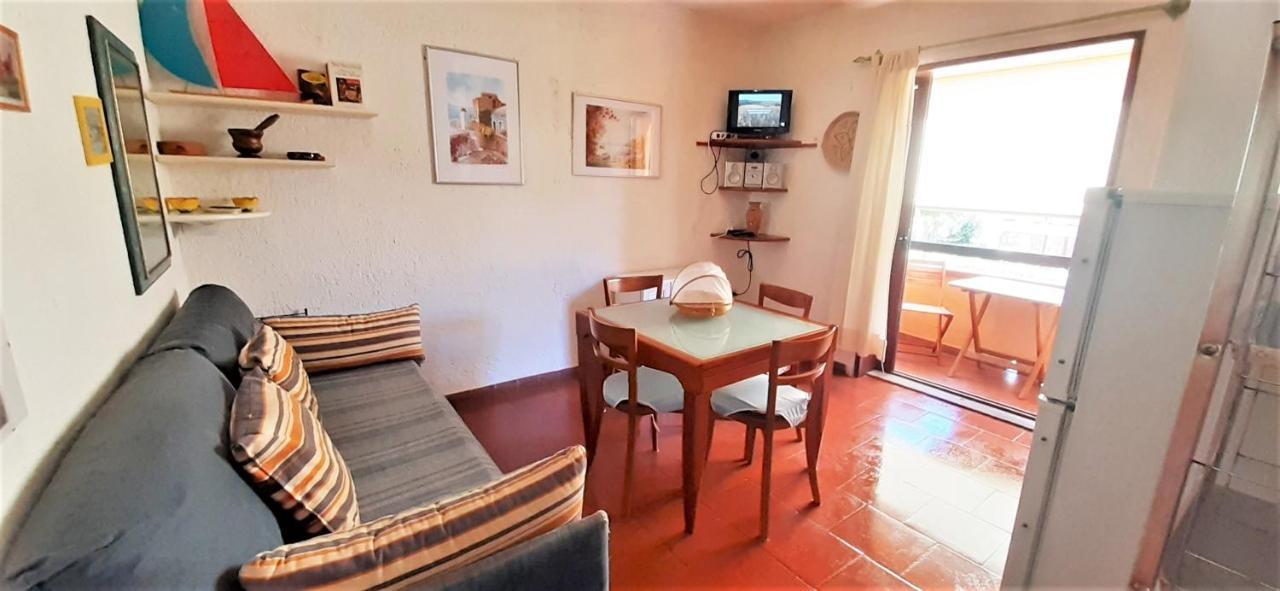 Baia De Bahas - Apartments & Resort Marinella  Luaran gambar