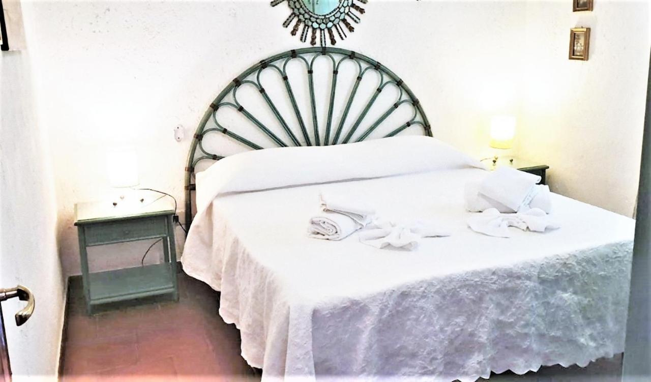 Baia De Bahas - Apartments & Resort Marinella  Luaran gambar