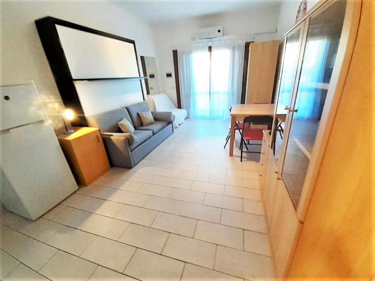Baia De Bahas - Apartments & Resort Marinella  Luaran gambar