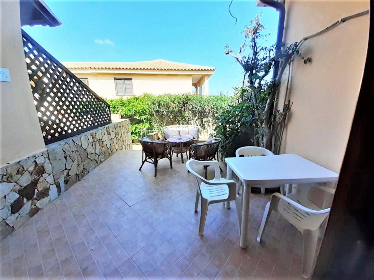 Baia De Bahas - Apartments & Resort Marinella  Luaran gambar