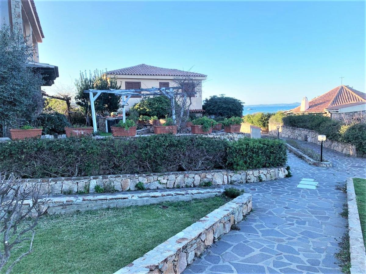 Baia De Bahas - Apartments & Resort Marinella  Luaran gambar