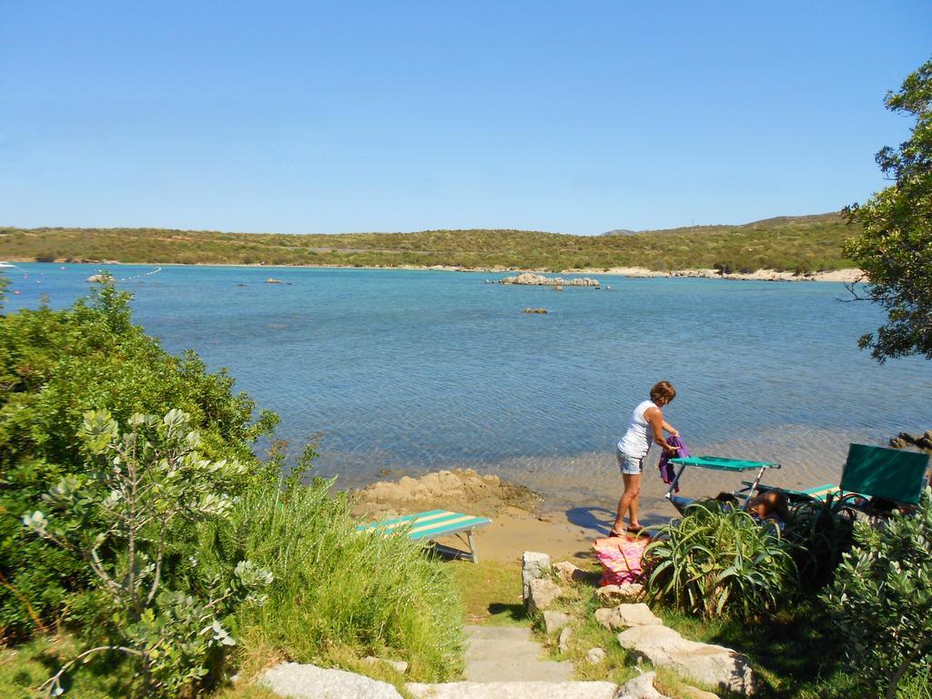 Baia De Bahas - Apartments & Resort Marinella  Luaran gambar