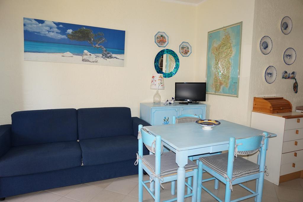 Baia De Bahas - Apartments & Resort Marinella  Luaran gambar