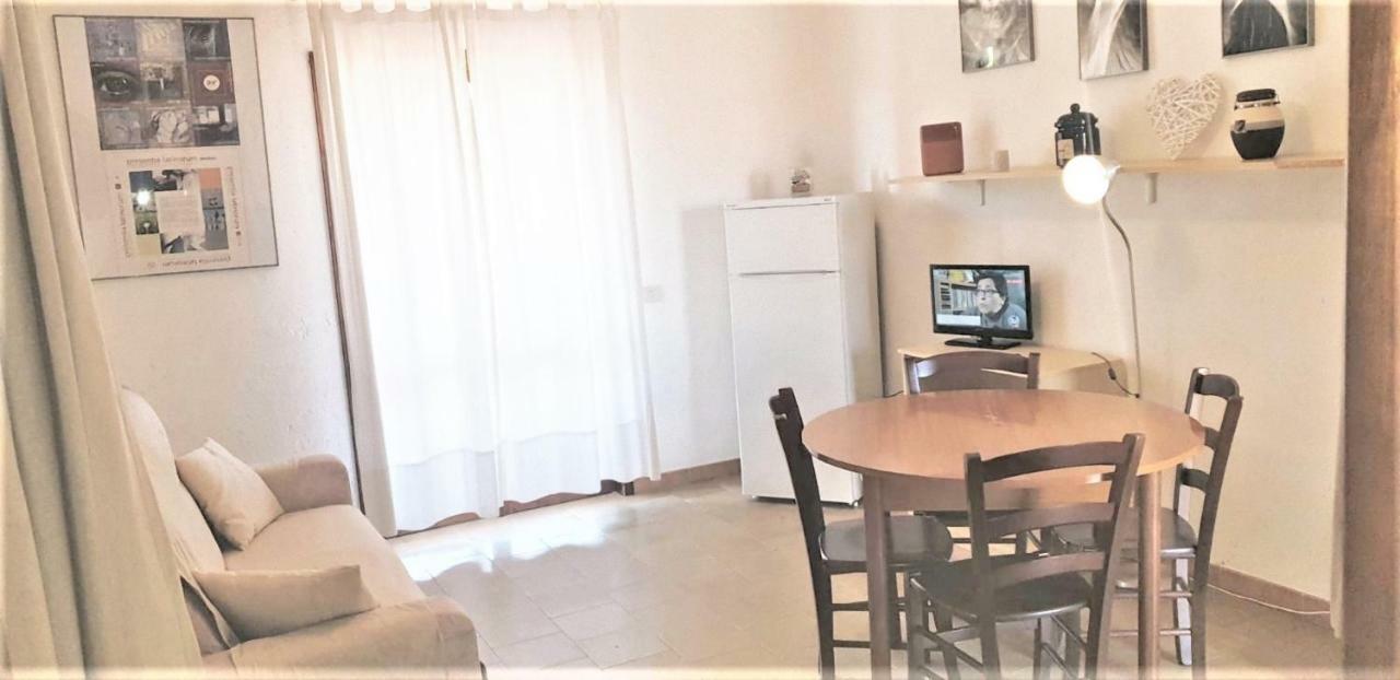 Baia De Bahas - Apartments & Resort Marinella  Luaran gambar